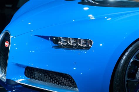 Bugatti Chiron Is A 1500 Hp 280 Mph Physics Defying Masterpiece