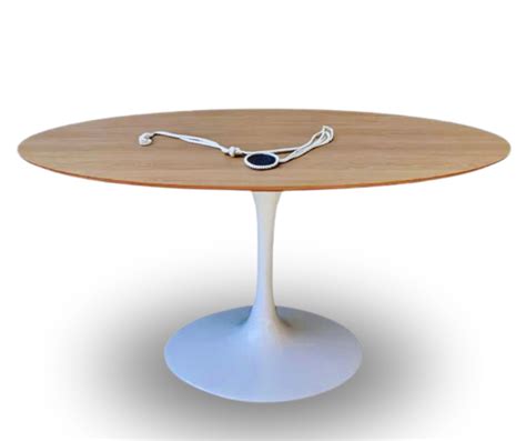 Mesa De Jantar Tulipa Saarinen Redonda X Cm Tampo Cor Jade