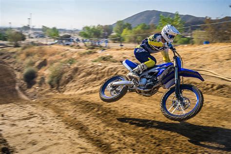 First Impression 2021 Yamaha YZ250F Dirt Bike Test