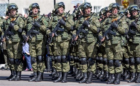 Review of complex combat equipment "Ratnik"