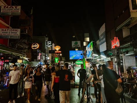 Khao San Road The Infamous Backpacker Street In Bangkok