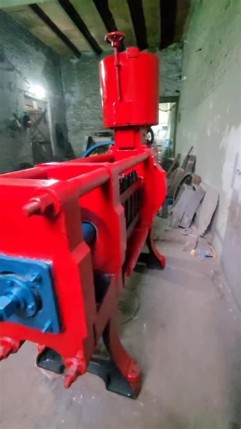 X Bolt Heavy Duty Oil Expeller Machine Capacity Up To Ton