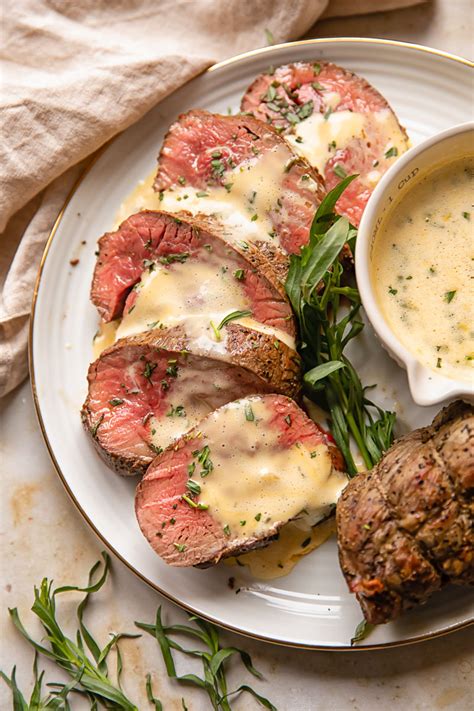 Filet Mignon With Bearnaise Sauce