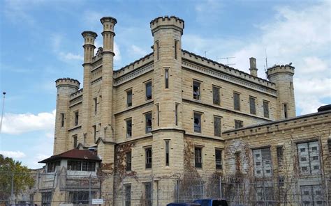 Old Joliet Prison has a dark history. Here’s why one alum wants to ...