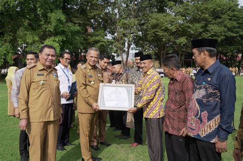 107 ASN Lingkup Pemkab Luwu Purnabakti Diberi Penghargaan TERASKATA