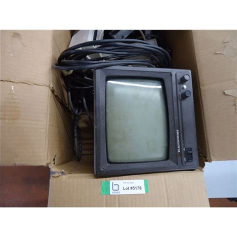 Closed Circuit TV and Camera-(untested) - Bodnarus Auctioneering