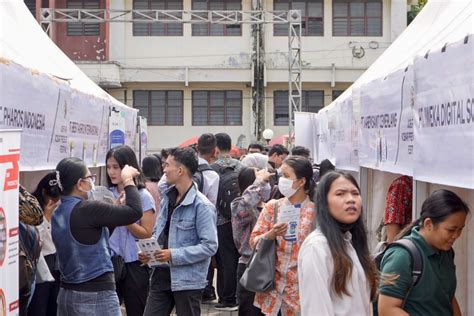 Galeri Foto Pemko Medan Mengapresiasi Ajang Job Fair Kobar Preneur