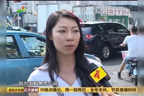 （dv现场）少女洗澡时遭人偷拍邻居监控拍下作案全过程