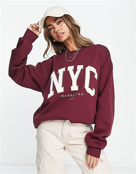 Stradivarius Oversize Sweatshirt In Weinrot Mit „nyc“ Print Asos