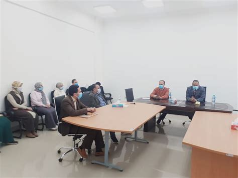 Beni-Suef Technological University President holds a meeting with ...