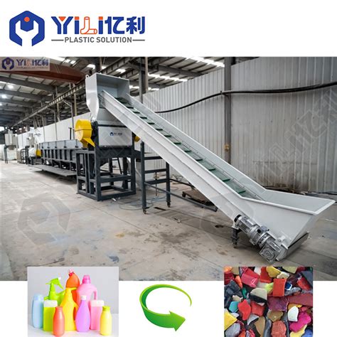 Ldpe Pe Milk Bottles Pet Plastic Scraps Flakes Washing Plastic