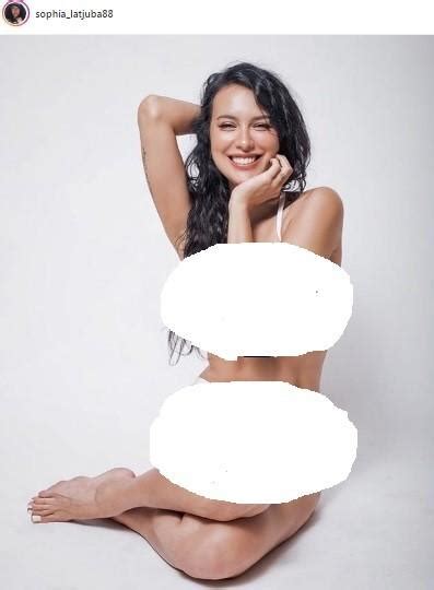 Intip Foto Seksi Sophia Latjuba Cuma Pakai Bikini