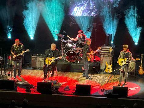 (Live Review) BACHMAN TURNER OVERDRIVE (BTO) - Waukegan, 10/20/23