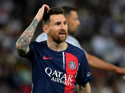 El PSG es derrotado en el último partido de Messi y Sergio Ramos