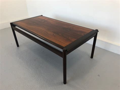 Table Basse Mid Century Moderne En Palissandre Par Sven Ivar Dysthe