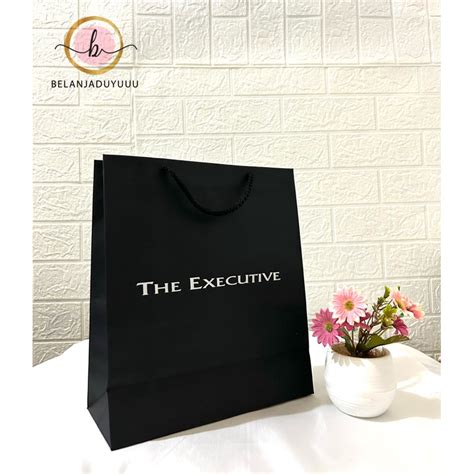 Jual Paper Bag The Executive X X Cm Pembungkus Kado Brand Baju