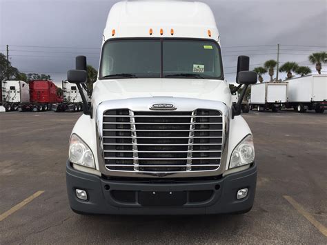 2015 Freightliner Classic Cascadia