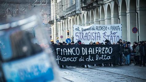 Presidio Degli Anarchici Per Alfredo Cospito A Milano La Diretta