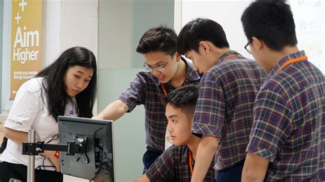 High School and Vocational High School Students Flaunt their Skills in Falcon Project 9 - UPH ...