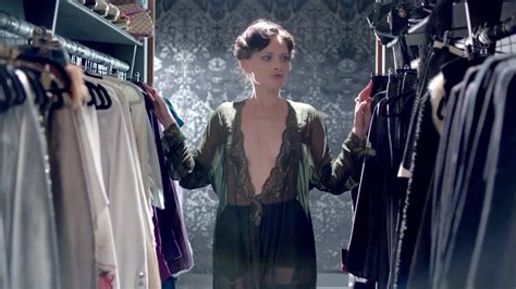 Lara Pulver Desnuda En Sherlock