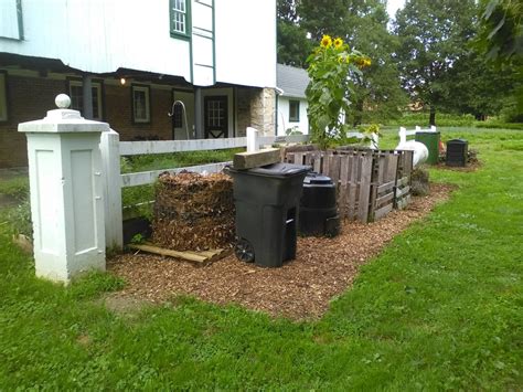 Backyard Composting Basics A Cheatsheet Rodale Institute