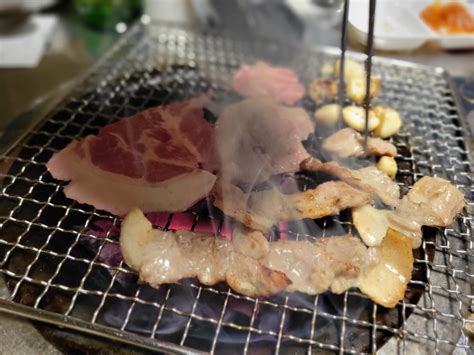 꼬들꼬들한 돼지고기가 맛있는 묻지마 고기 원조 마포 소금구이 도산점 네이버 블로그