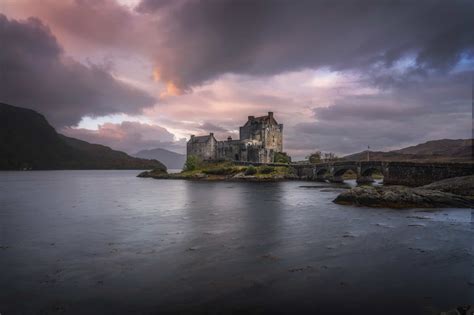 Eilean-Donan-Castle-at-Sunrise ⋆ We Dream of Travel Blog