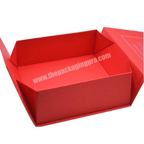 Wholesale Custom Logo Clamshell Magnetic Closure Rigid Cardboard Foldable Packaging Boxes For