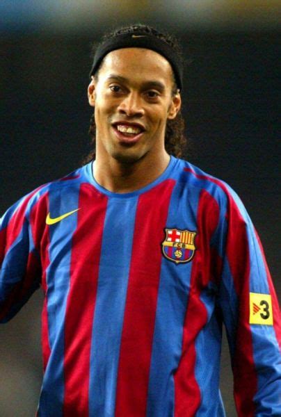 Ronaldinho Sorprende A Todo Espa A Con Su Compra Millonaria Tork Autos