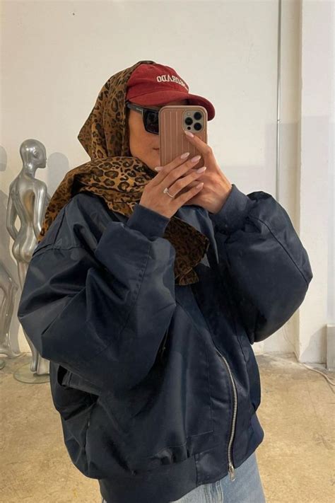 Cheetah Print Scarf Over Baseball Cap Spring Outfit Inspo I 2024