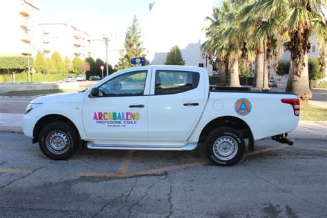 San Salvo Un Nuovo Pick Up Per La Protezione Civile Arcobaleno Foto