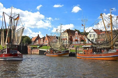 Hafen Greetsiel Eine malerische Kulisse in der Krummhörn