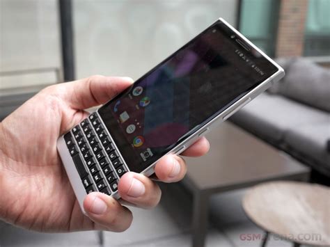 Blackberry Key2 Hands On Review Hardware Overview