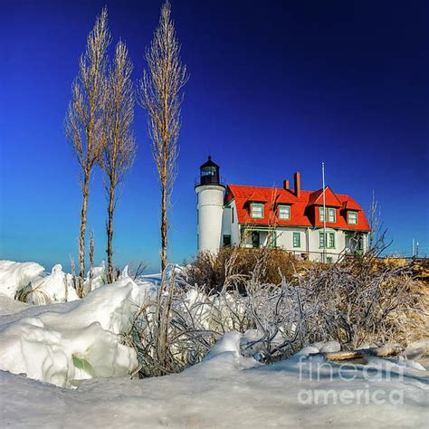 Winter Ice At Point Betsie By Nick Zelinsky Jr Lighthouse Lake