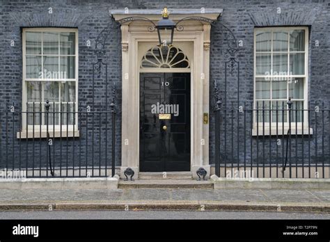 The Door Of Number 10 Downing Street, London Stock Photo - Alamy