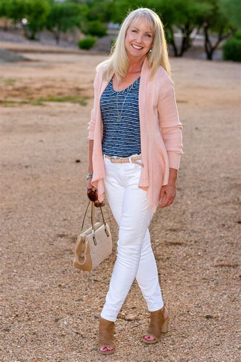 How To Style White Jeans For Fall Artofit