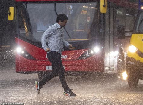 Londoners Count Cost Of Biblical Flash Floods Big World Tale