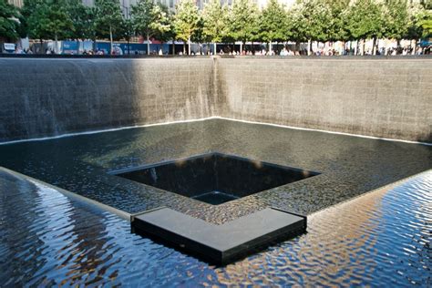 National September 11 Memorial and Museum at the World Trade Center (Manhattan, 2011) | Structurae