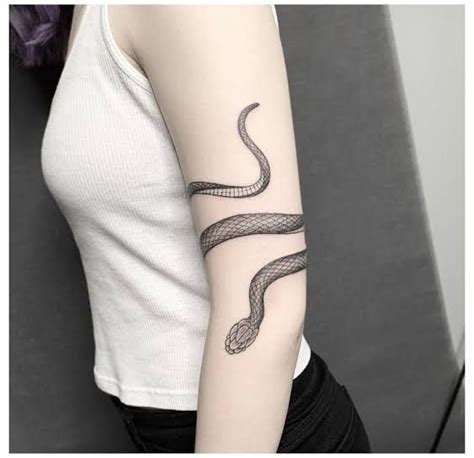 Pin By Deisi On Guardado R Pido Snake Tattoo Design Arm Tattoos