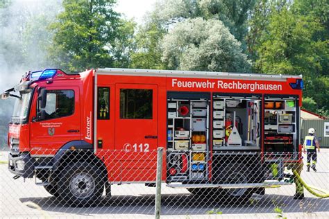 Rechberghausen Brand auf dem Grünsammelplatz Meterhohe Rauchwolken