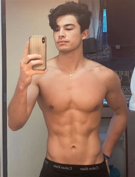 Pc On Twitter Ano Kayang Mas Masarap Yung Chest Ni Andre Or Yung Abs Nya 💪🏼💪🏼💪🏼