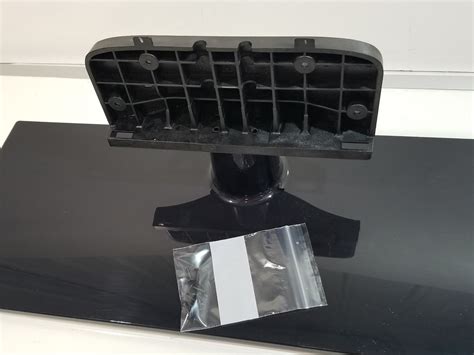 Samsung Un55j6201AFXZA LED TV base/ stand with screws - Parts & Repair