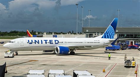 UA B39M FLL United Airlines Boeing 738 MAX 9 At Fort Laude Flickr