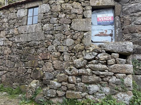 Casa Antiga Castro - Casa Antiga Venda 13.000 € em Castro Daire, Gosende - CASA SAPO ...