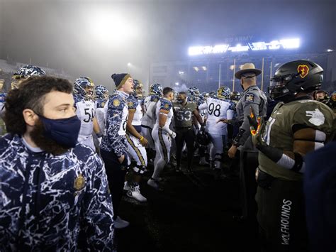 Pourquoi College GameDay nest pas présent au match Armée Navy de 2022