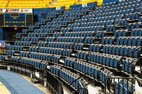 UTC McKenzie Arena with Irwin Seating model 4500 telescopic bleachers ...