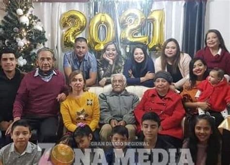 La familia Álvarez muy unidos en sus festejos