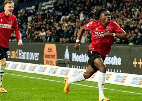 Ghanaian defender Derrick Kohn scores in Hannover 96 dominant win - Ghana Latest Football News ...