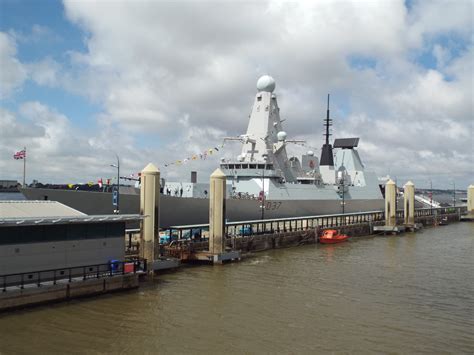 HMS DUNCAN (D37) - Ship Spotter Steve