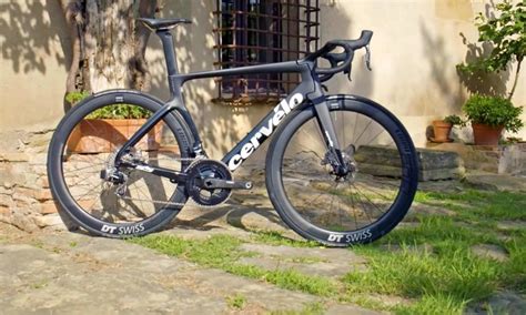 All-new 2019 Cervélo S5 slips in faster, sleekly integrated, disc-only ...